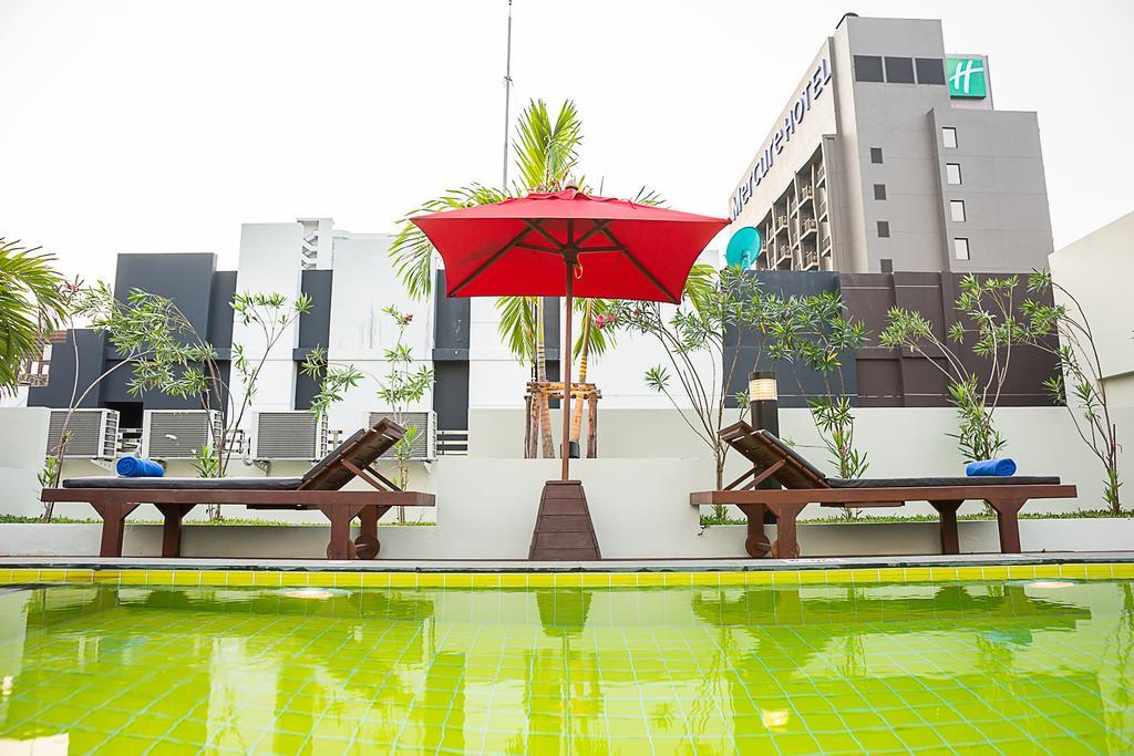 Sunshine Hip Hotel Патая Екстериор снимка