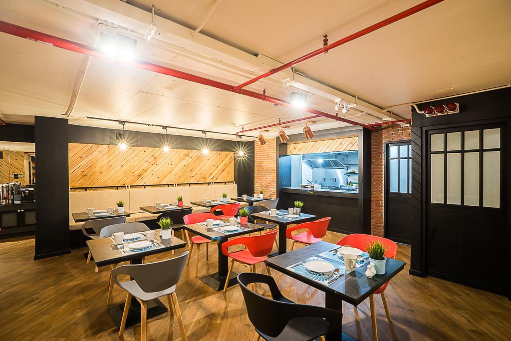 Sunshine Hip Hotel Патая Екстериор снимка